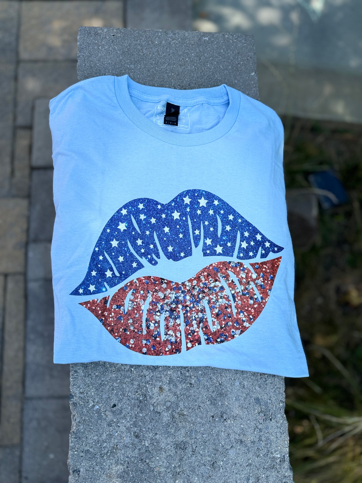 Lips Flag- T-Shirts